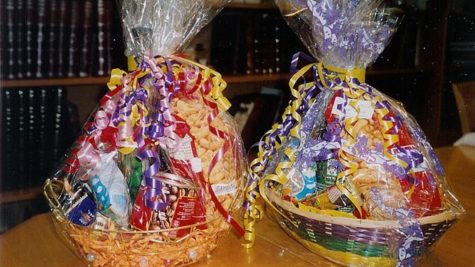 Why do Jews send mishloach manot on Purim?