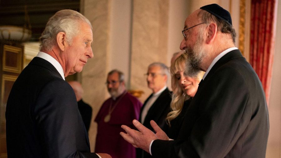 King Charles III meets Chief Rabbi Ephraim Mirvis