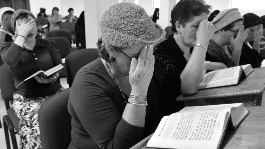 Women saying the Shema during prayer services at a synagogue in Medellin, Colombia. (Zion Ozeri/Jewish Lens)