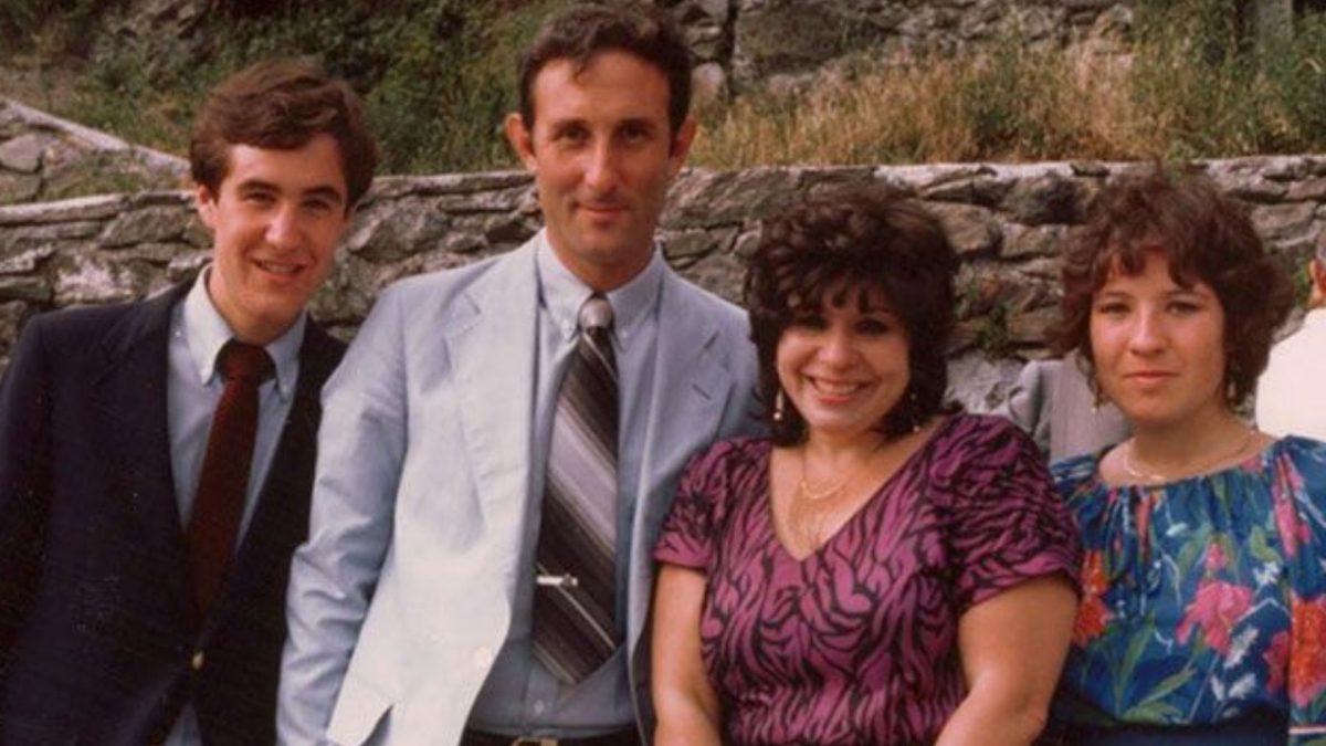 Florence Berger, second from right, with her husband Toby and their children on a trip to Europe in the 1980s. (Courtesy Yale Class of 1962)