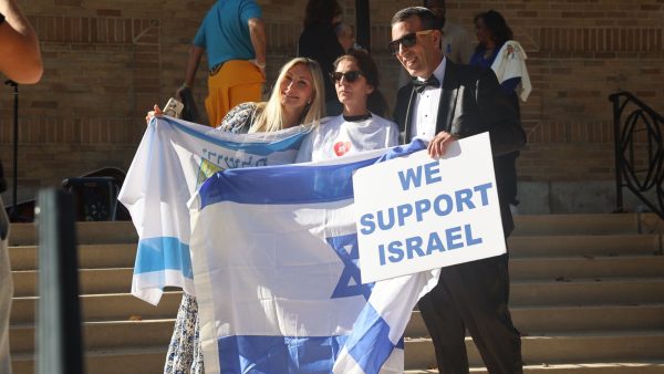 Photos: Jews and Christians standing in solidarity for Israel