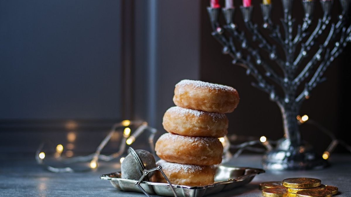 Divine+Hanukkah+desserts+to+sweeten+the+Festival+of+Lights