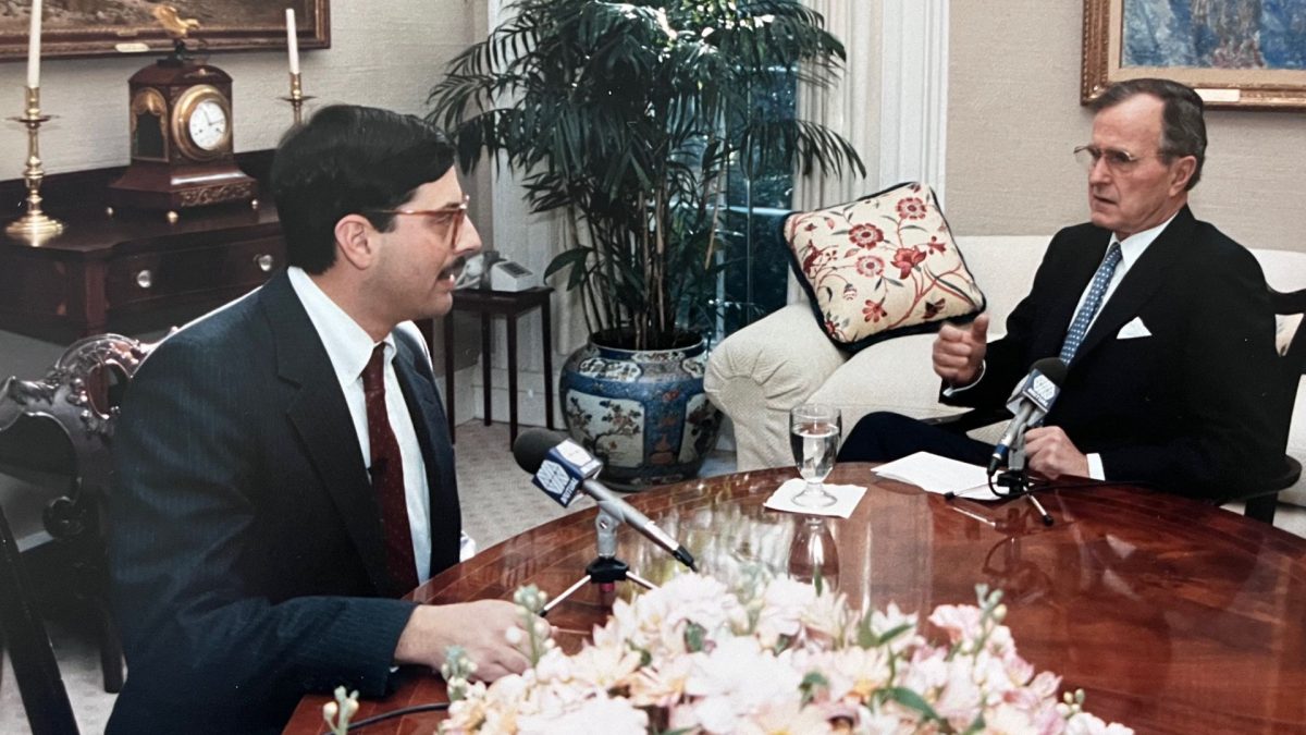 Pres. George H.W. Bush and Peter Maer during a 1989 Oval Office interview. 