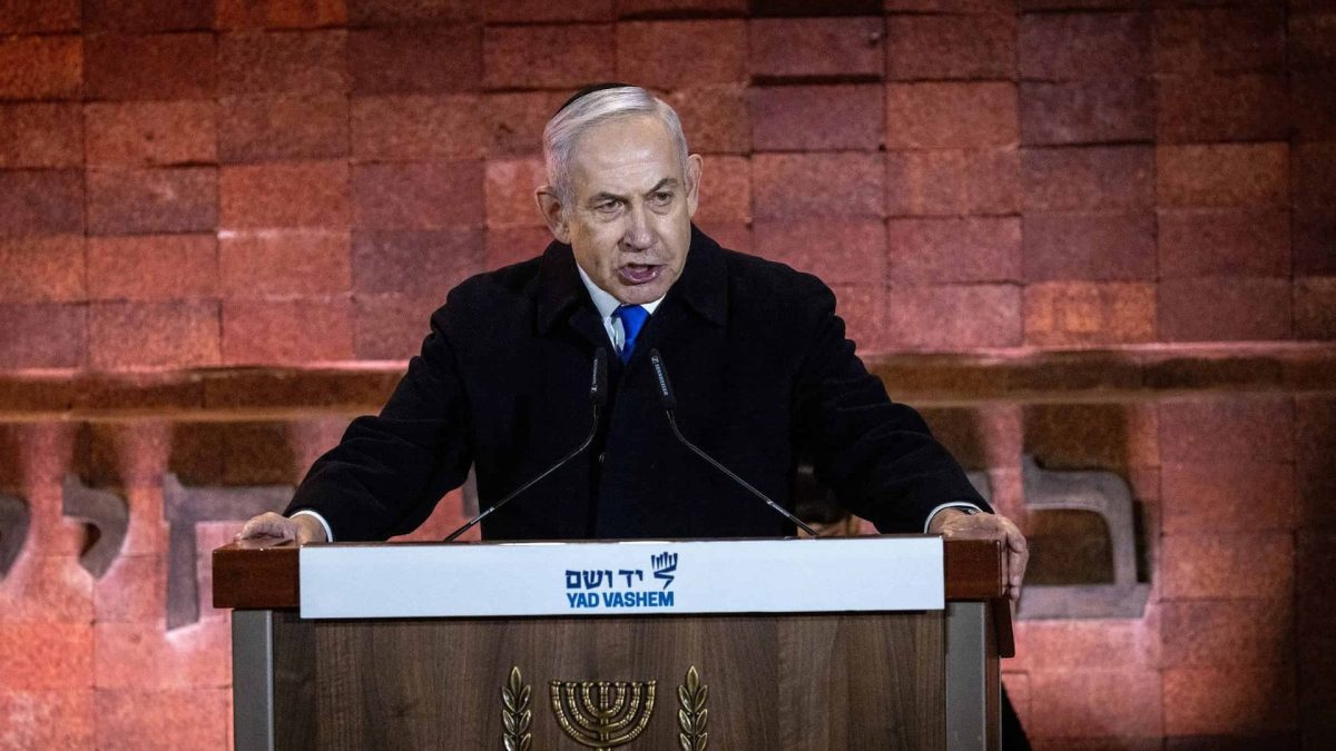 Prime+Minister+Benjamin+Netanyahu+marks+the+beginning+of+Holocaust+Remembrance+Day+at+Yad+Vashem+in+Jerusalem%2C+May+6%2C+2024.+Photo+by+Chaim+Goldberg%2FFlash90.