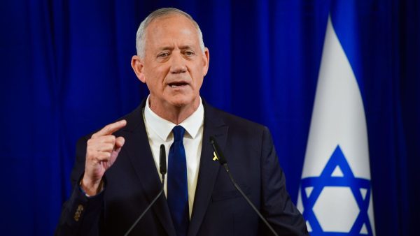 Head of the National Unity party Minister Benny Gantz holds a press conference in Ramat Gan, June 9, 2024. (Avshalom Sassoni/Flash90)