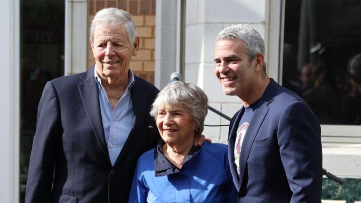 Andy Cohen (right) with his parents Lou and Evelyn Cohen