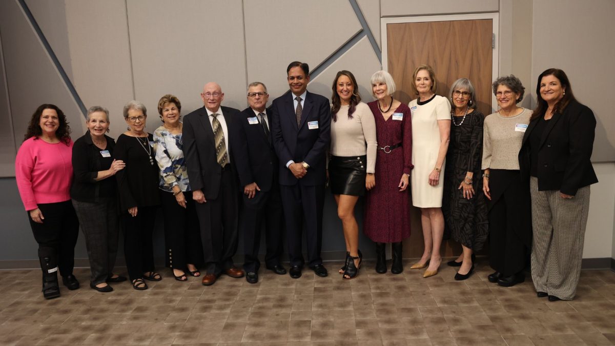 Amy Fenster Brown, Linda Sandmel, Sharon Weissman, Barb Kramer, Rich Kramer, Ken Weintraub, Ram Lakshmanam, Rachel Sanger, Wendy Flusser, Hillary Friedman, Peggy Cohen Voss, Ellen Schapiro and Debbie Lefton