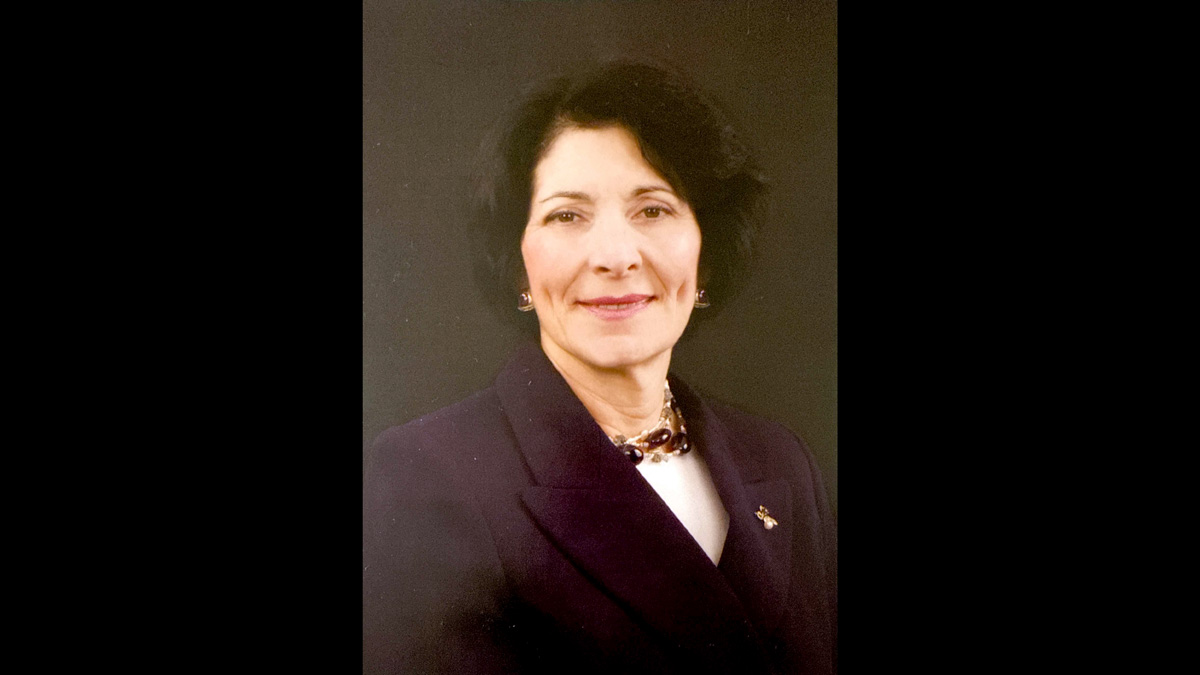 Vivian L. Eveloff