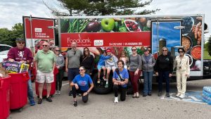 Hope, help and jelly donuts: Temple Emanuel’s drive-thru relief