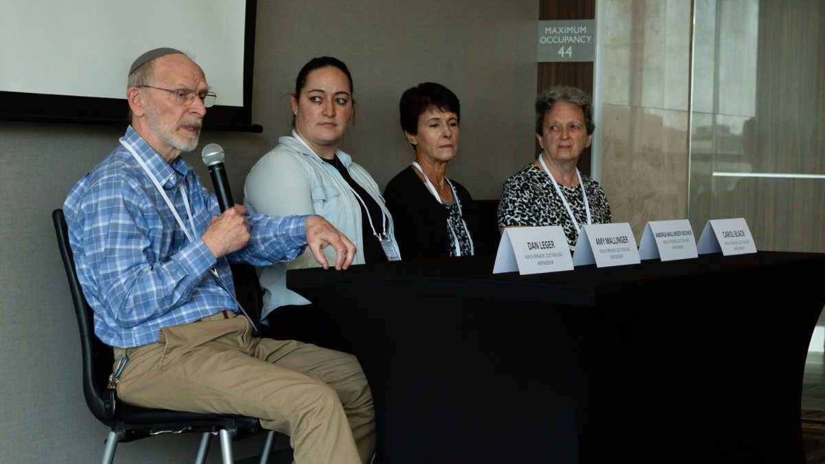 From Left:  Dan Leger, Amy Mallinger., Andrea Mallinger Wedner and Carol Black. 