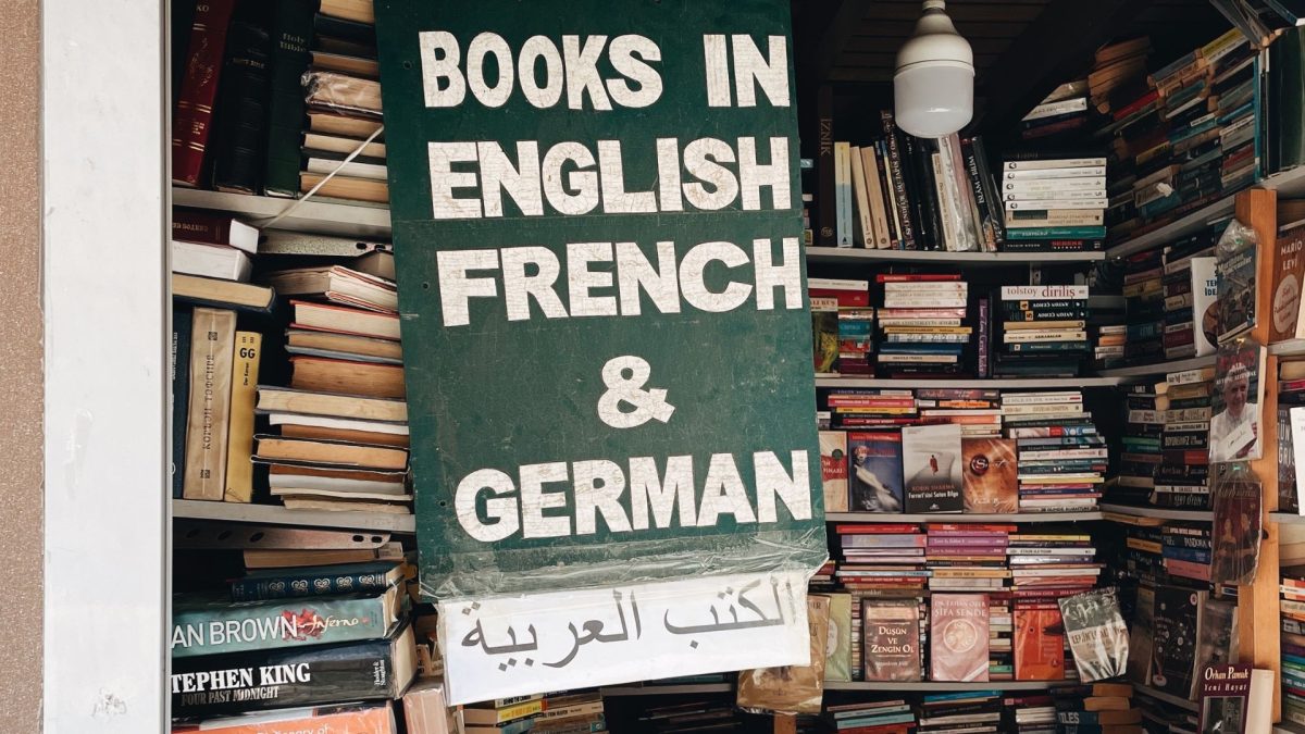 5 smart tips for a successful book hunt at the J's next summer Used Book Sale