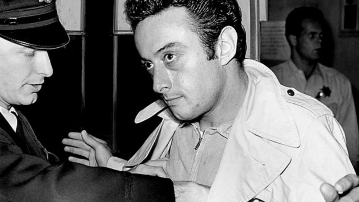 Lenny Bruce arrested.