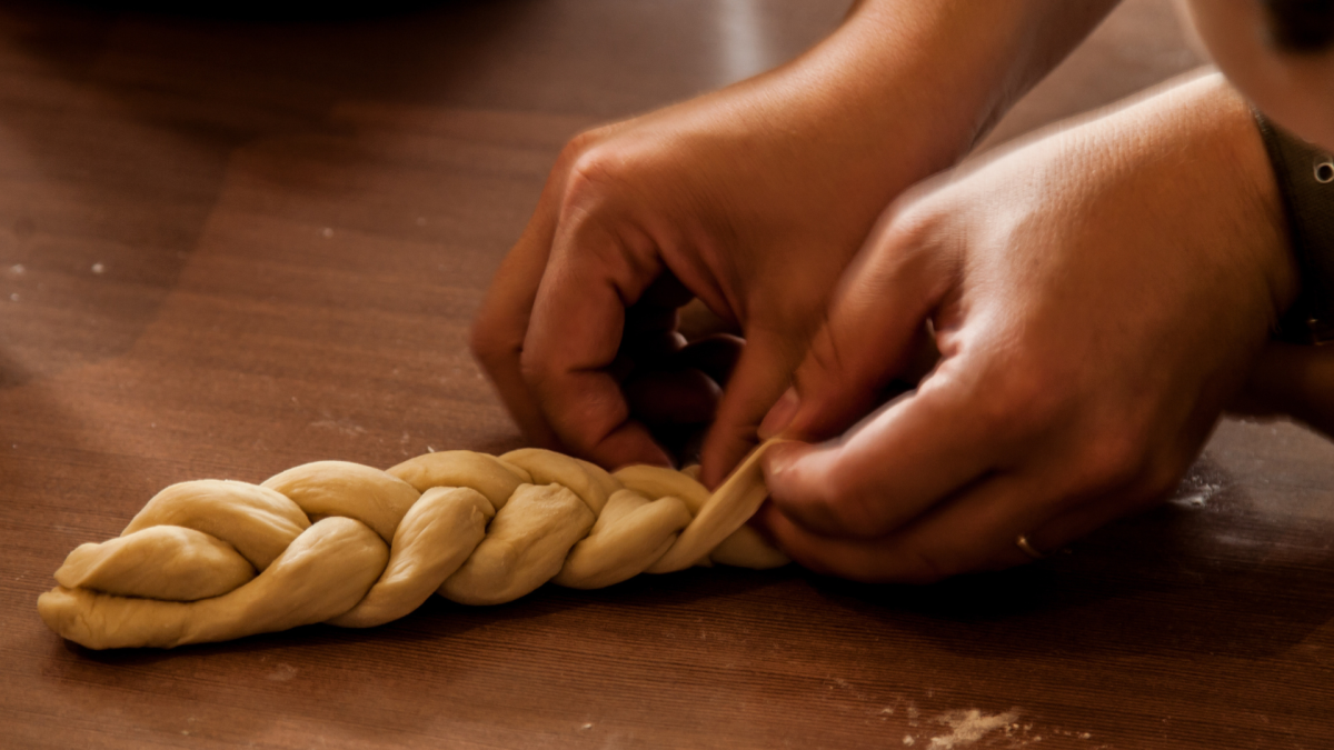 What you knead to know about the upcoming Great Big Challah Bake St. Louis