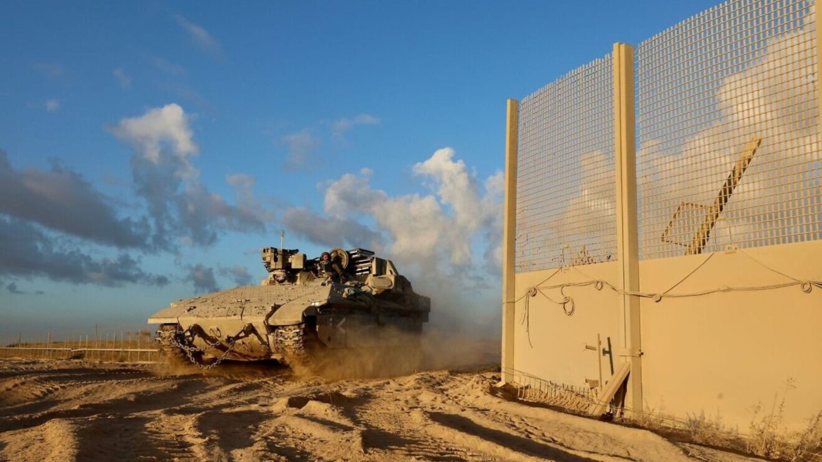 The IDF's 13th Golani Battalion and 7th Armored Brigade withdraw from positions in Gaza back into Israel, Oct. 10, 2025. Photo by Oren Cohen/Flash90.