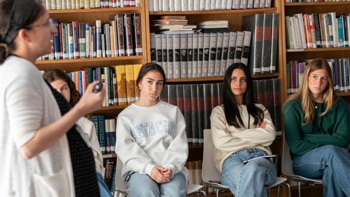 “Never back down”: St. Louis teens prepare to face antisemitism on campus