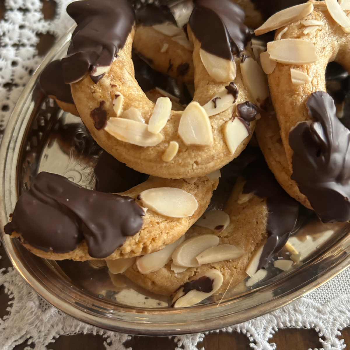 Almond Crescent Cookies