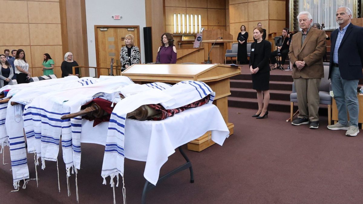 If people don’t show up, memory fades. 400 did in St. Louis for Yom HaShoah