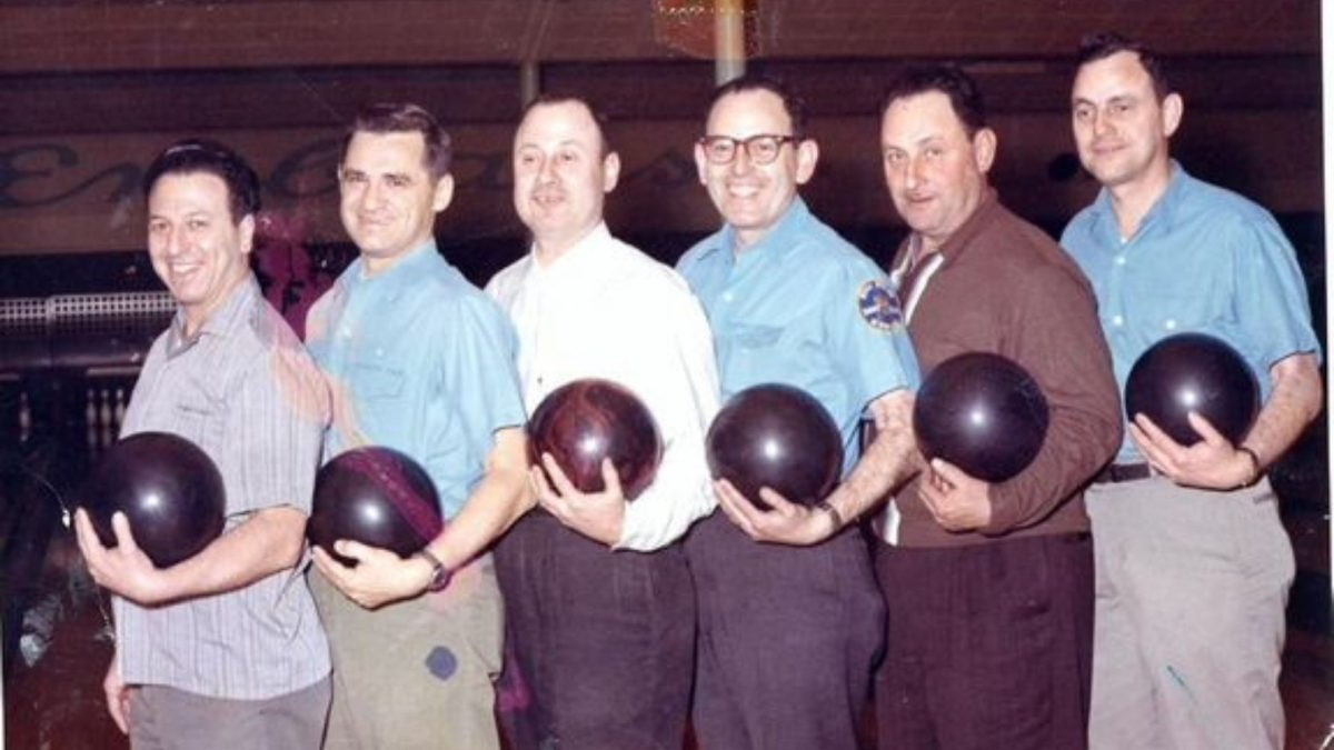From left: Unknown, Harold Motchan, Jack Pevnick, Leo Pevnick, Joe Pevnick and Ted Pevnick. 