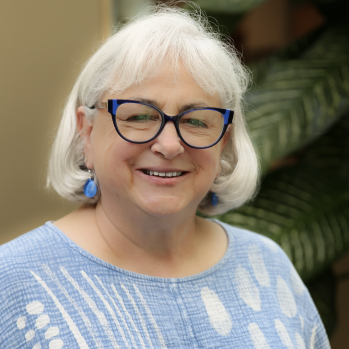 After 40 years teaching Jewish life, she's finally taking a Shabbat in her honor