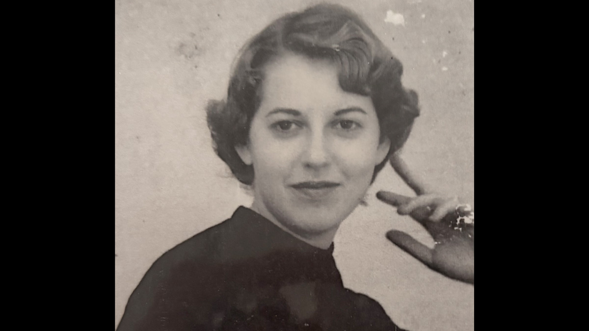 Shirley Krichmar Murray